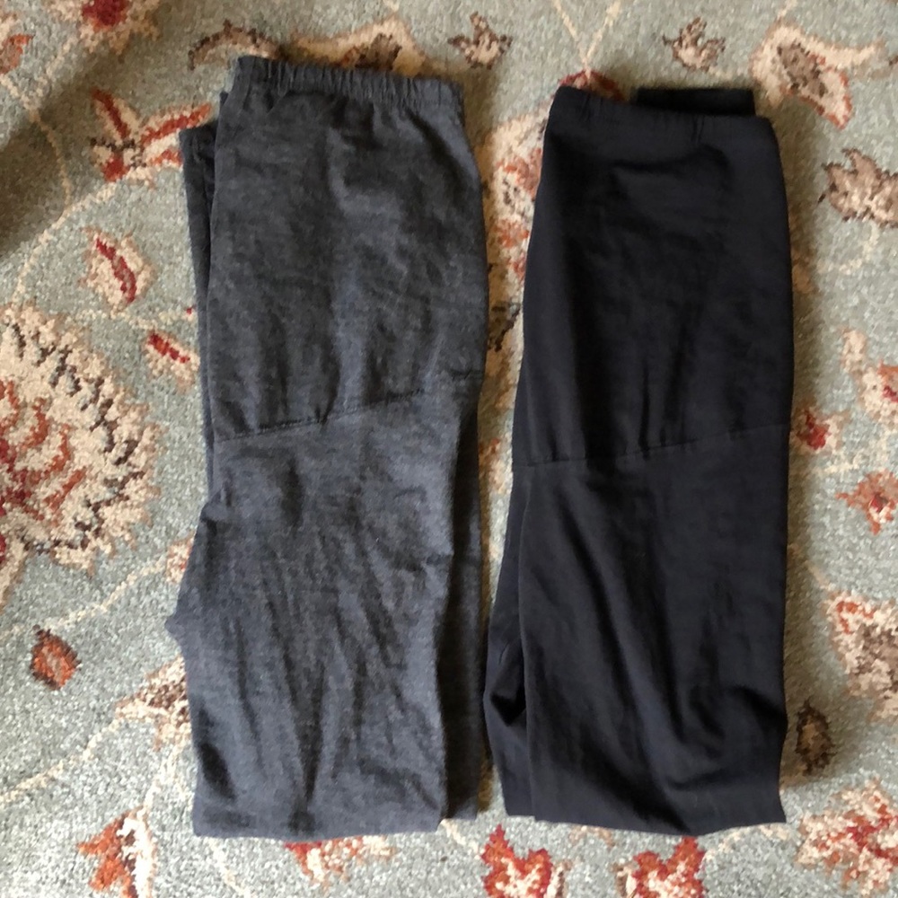 2 pairs of maternity leggings full length small